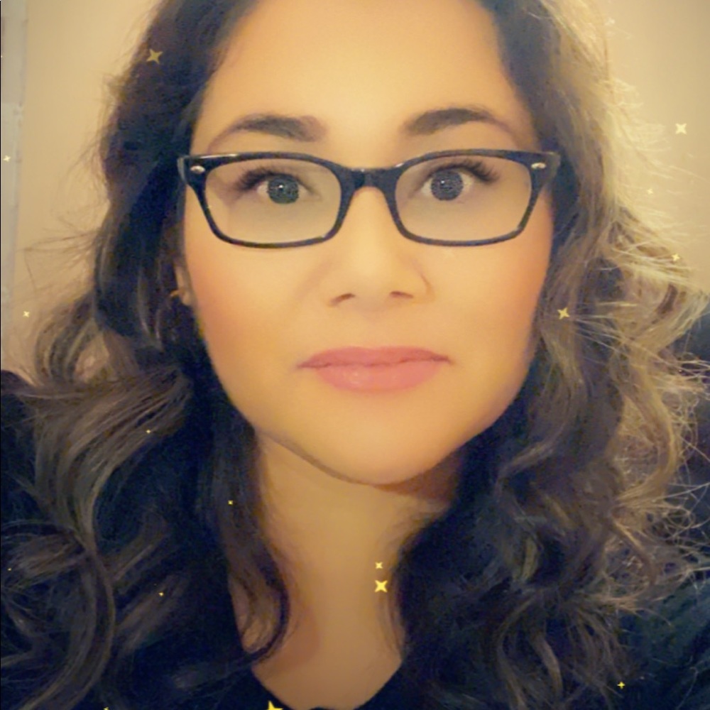 Meet your Posher, Marcela